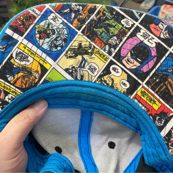 Batman Hat - Picture 3 of 3